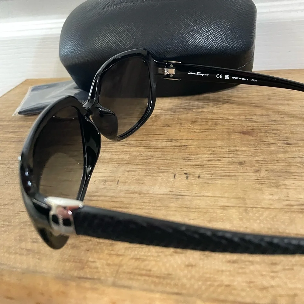 Salvatore Ferragamo Black 59mm Square Sunglasses